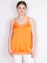 Satin top med blonde
